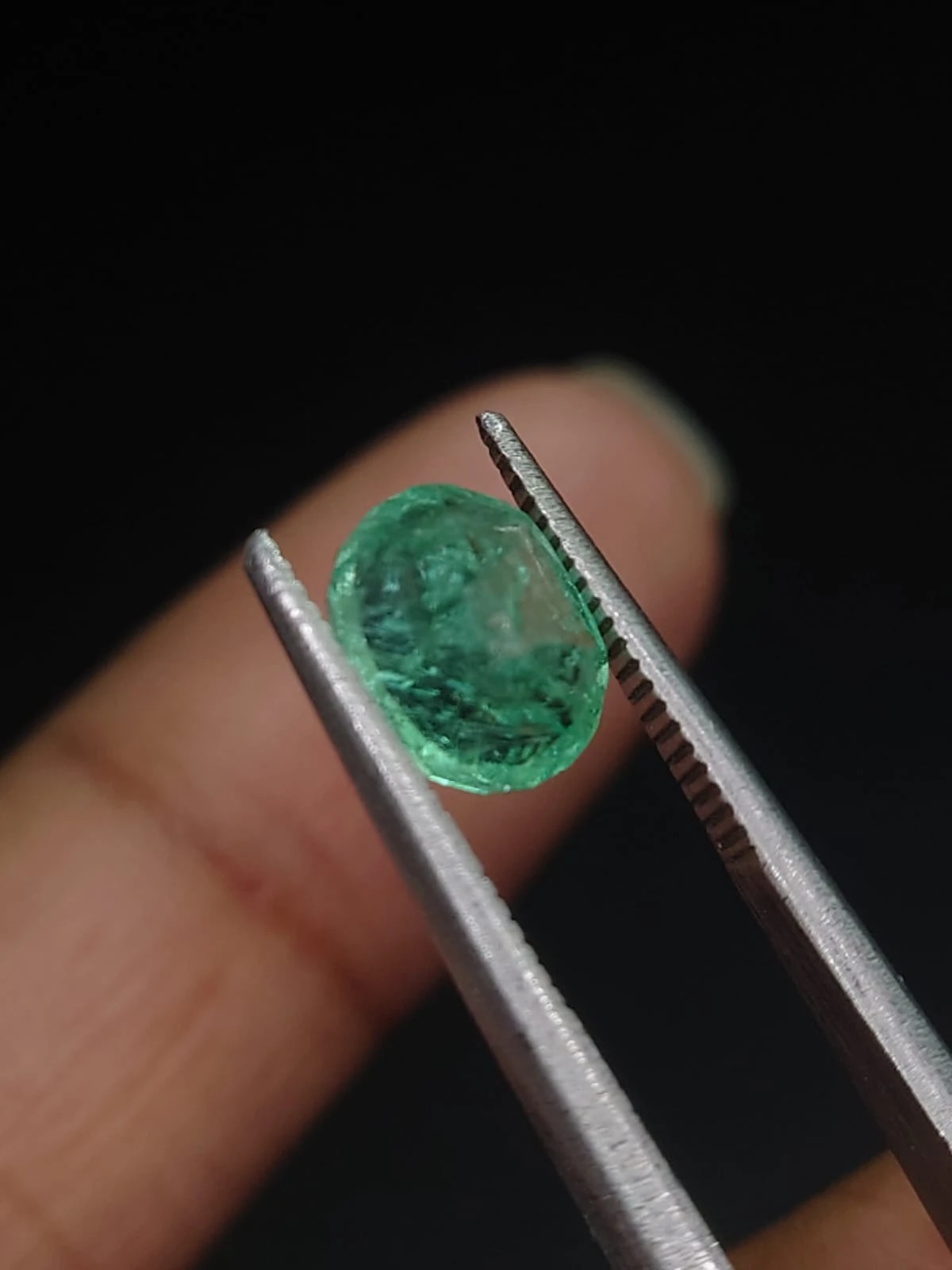 1.36ct Natural Emerald From Pajshir — view 2